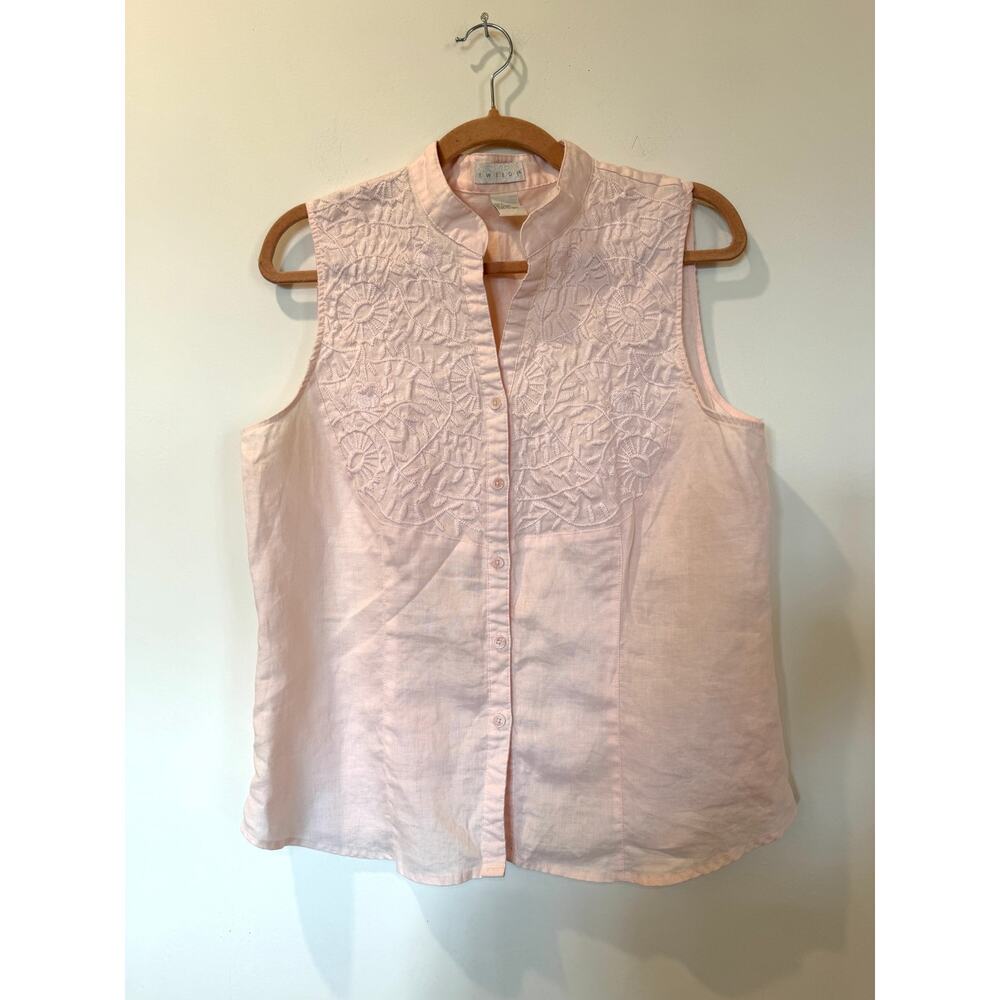 Tweeds Pale Pink Sleeveless Embroidered Button-Front Blouse